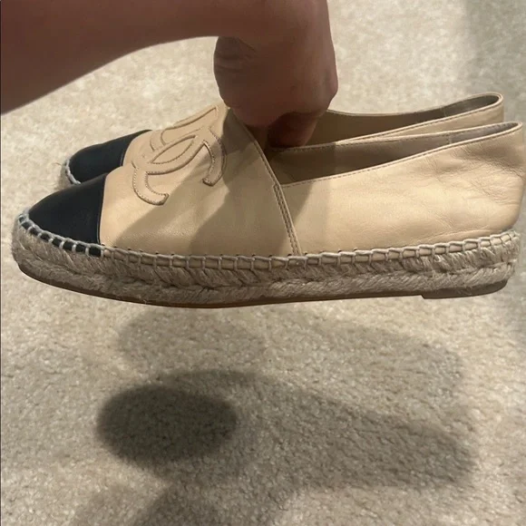 CHANEL Tan and Black Espadrilles - Picture 2 of 8